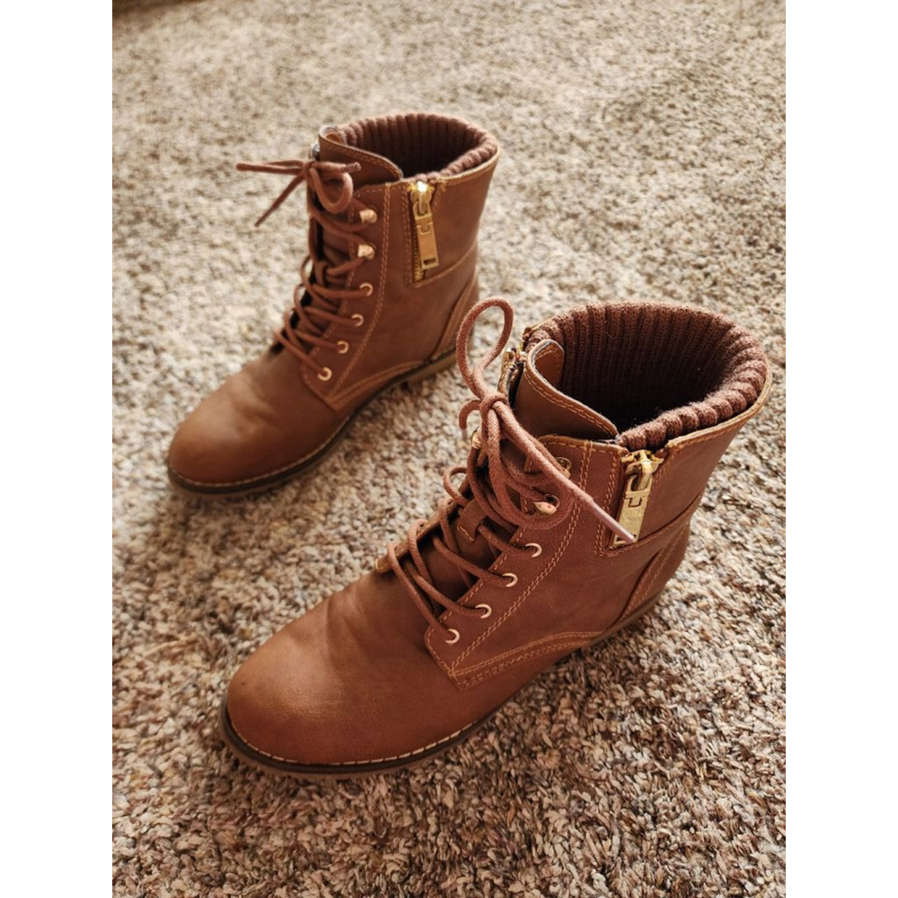 Tommy Hilfiger Size 7 Brown Combat Boots - EUC Sweater Cuff
